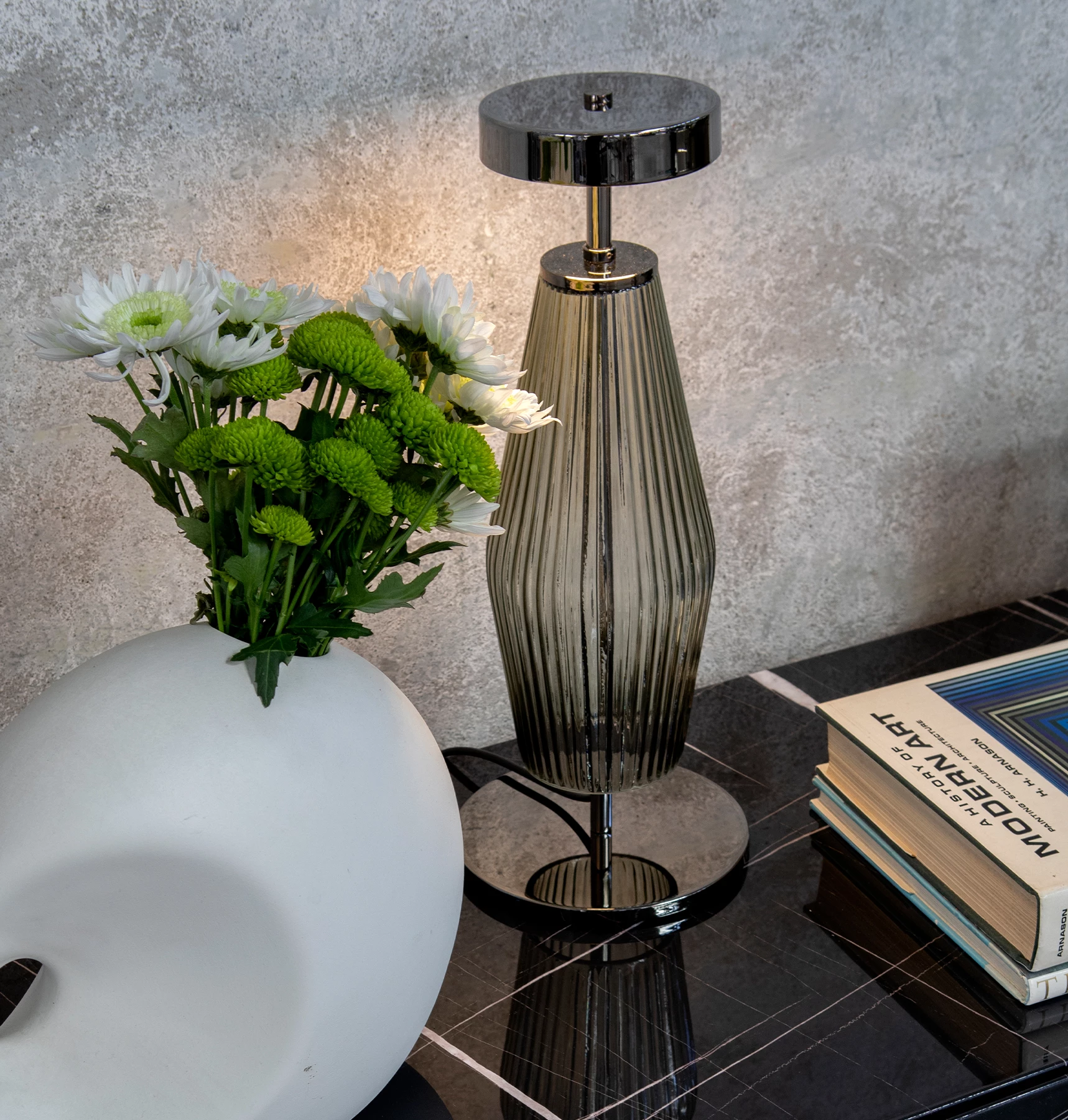 Chic Table Lamp