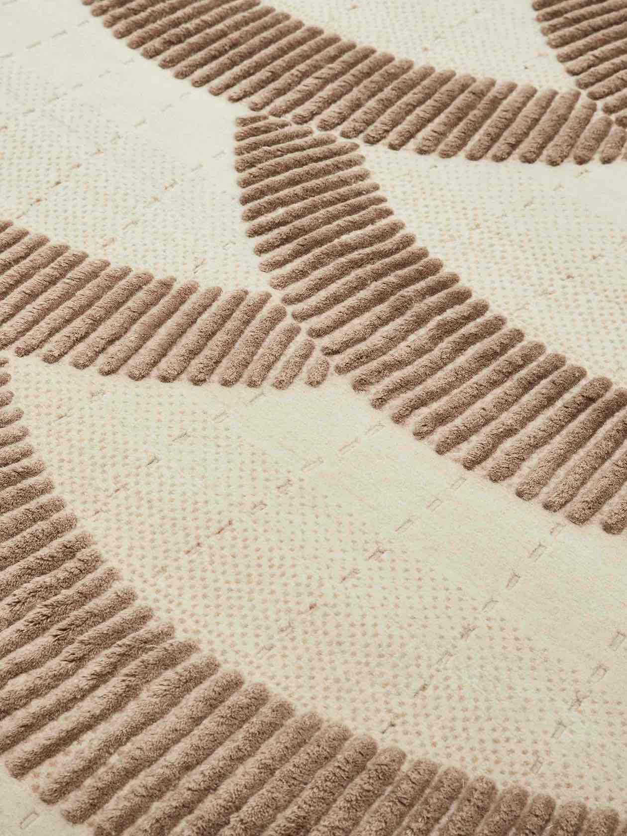 Terra Incognita – Tulpar High End Rug