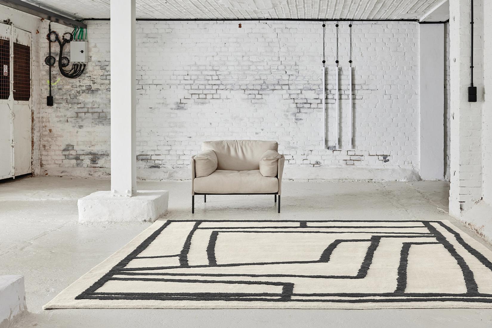 Cocoon Black & White Rug