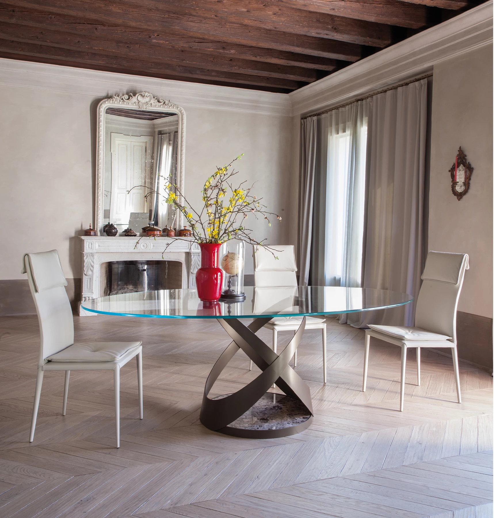 Adria Chair