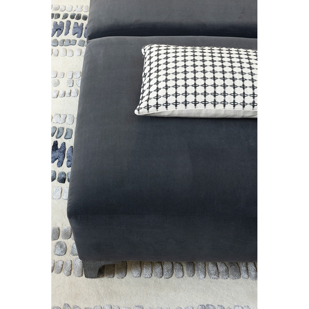 Maliana Cushion