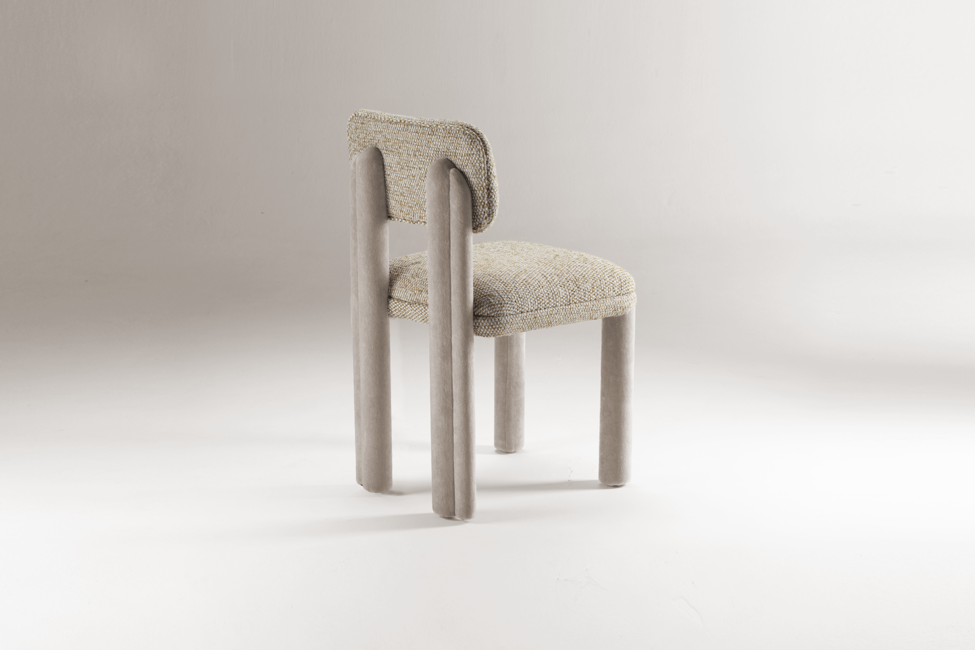 Camelia Chair