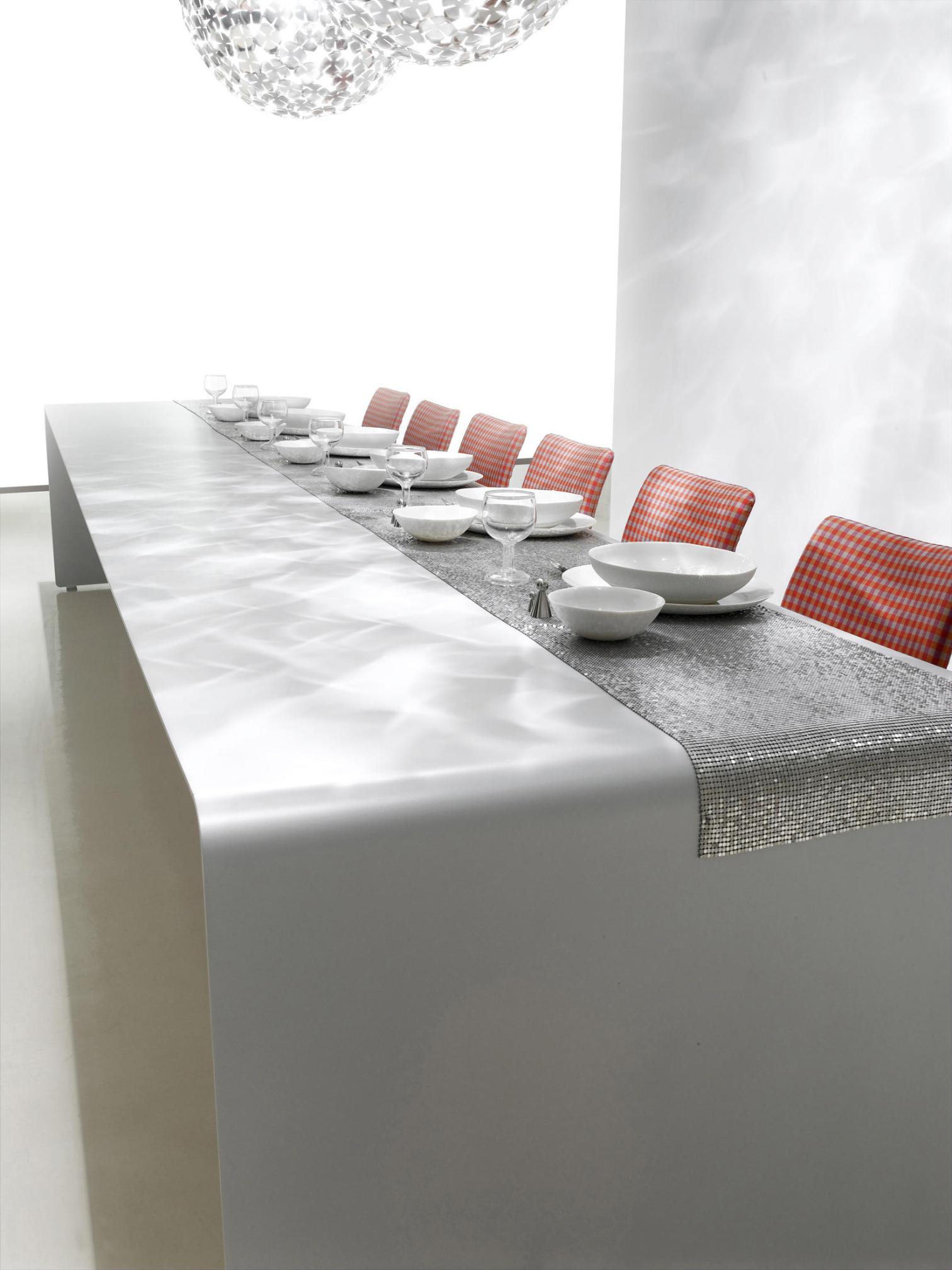 La Grande Italian Table | Colour: Matt Painted White X053 | Dimensions: 90 x 320 cm