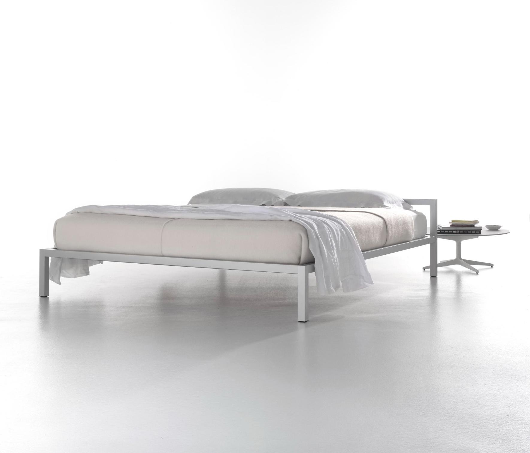 Aluminium Bed with Italian Precision ☞ Structure: Matt Painted White X053 ☞ Dimensions: 150 x 210 cm