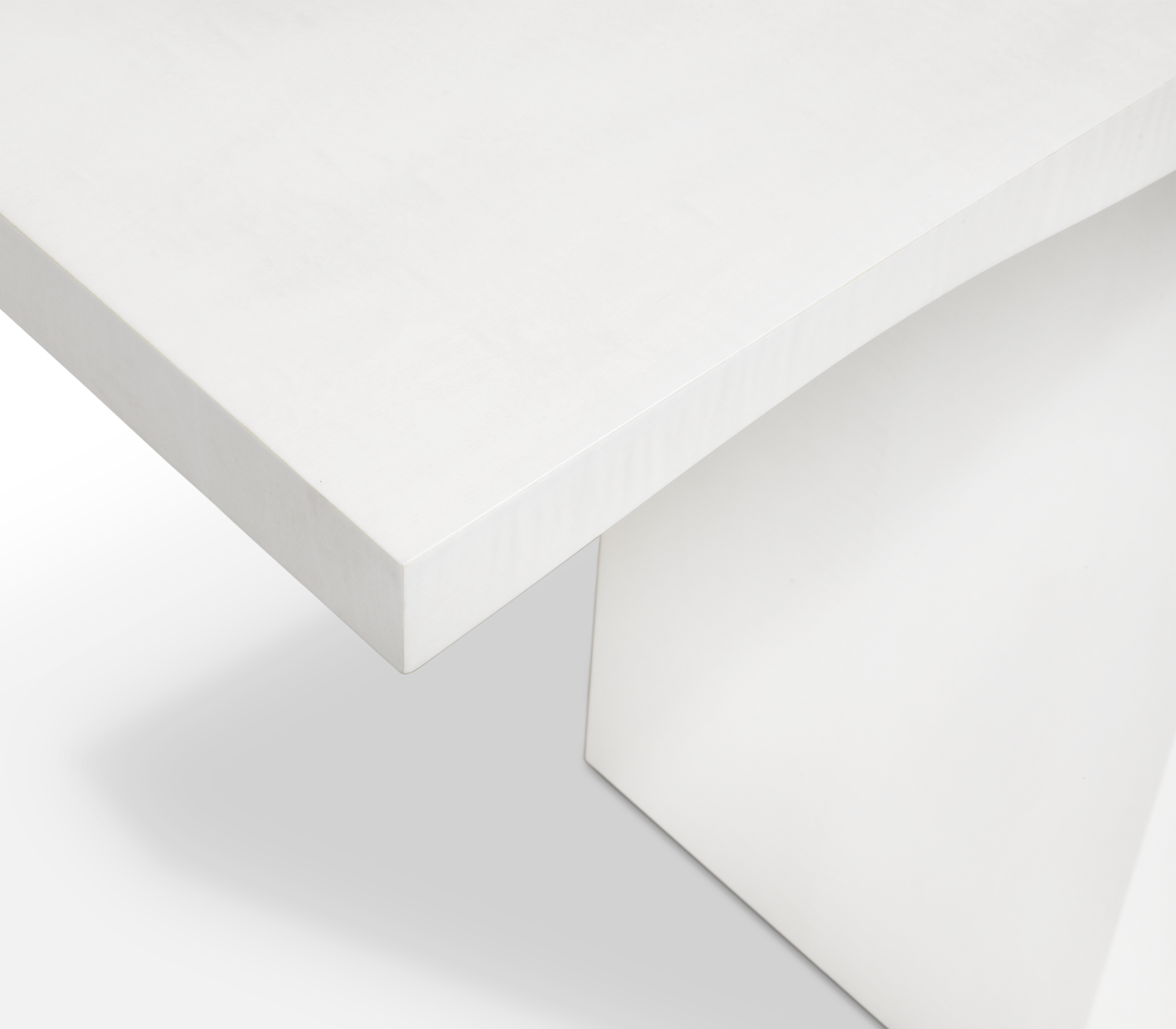 Fissure White Console