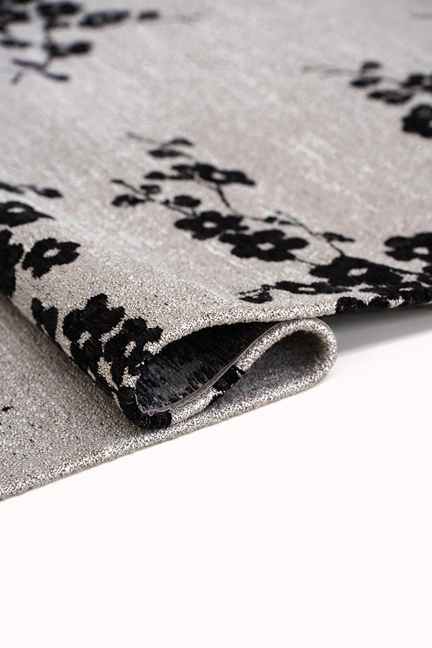 Night Snow Round Rug