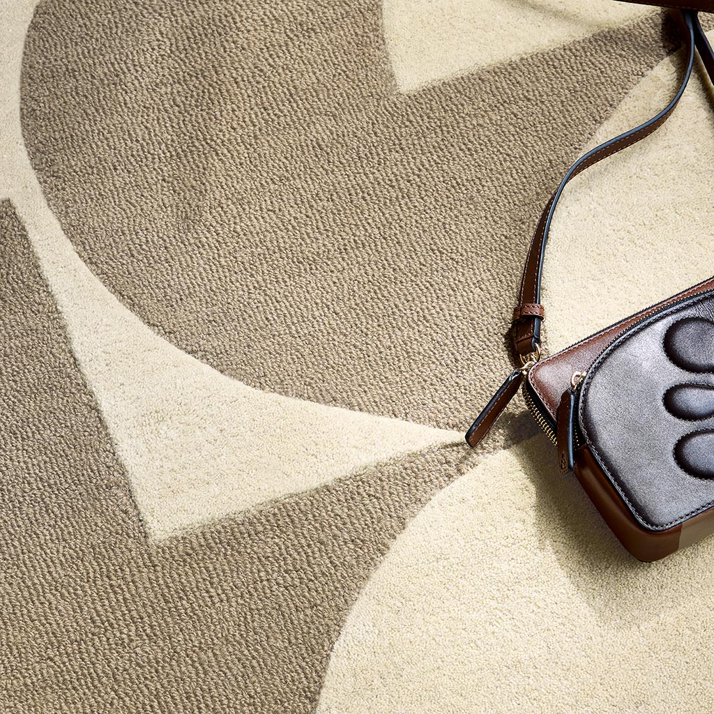 Flower Mushroom / Ecru Rug | Size: 2' 4