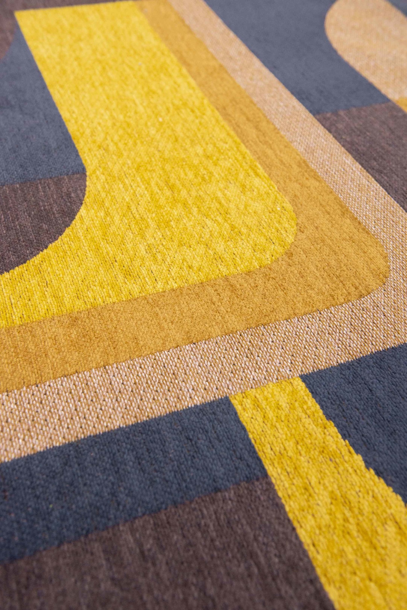 Geometric Yellow Flatwoven Rug