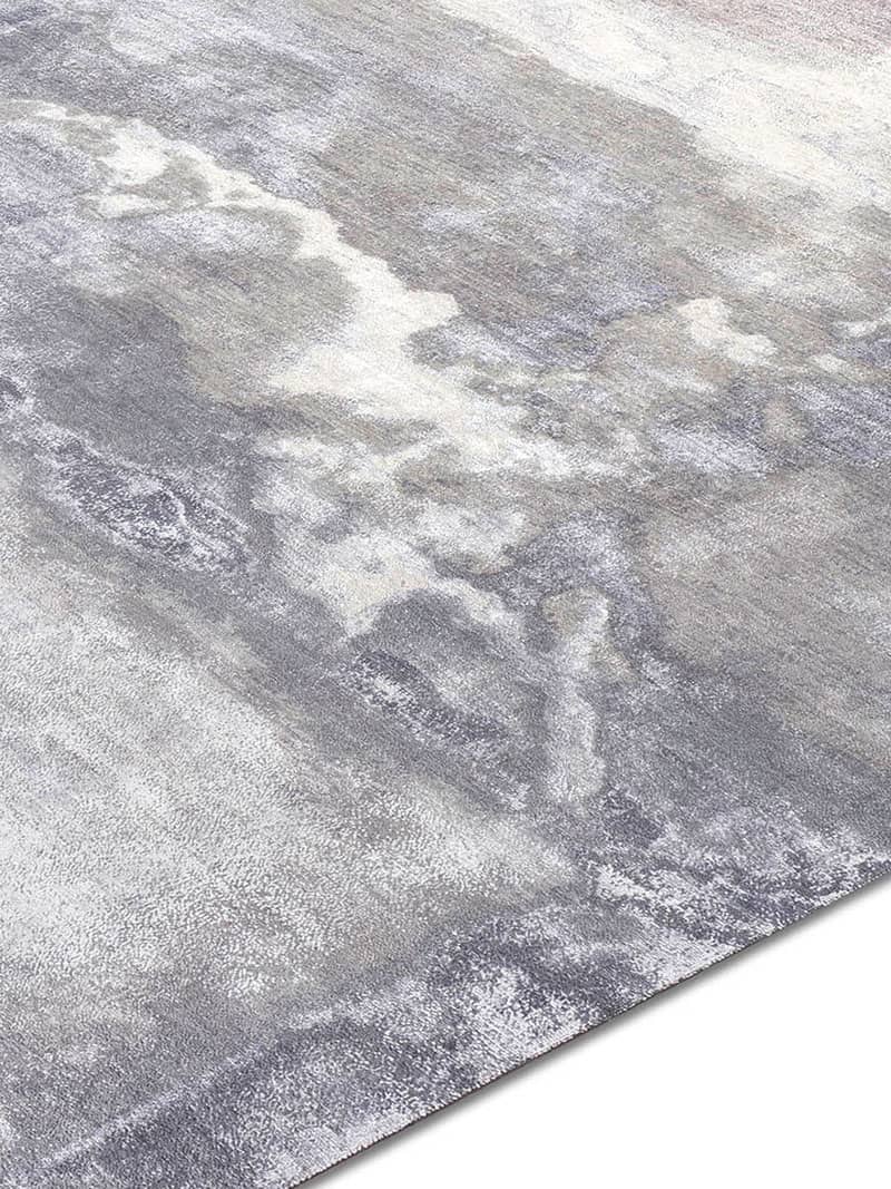 Clouds Light Grey Hand-Woven Rug