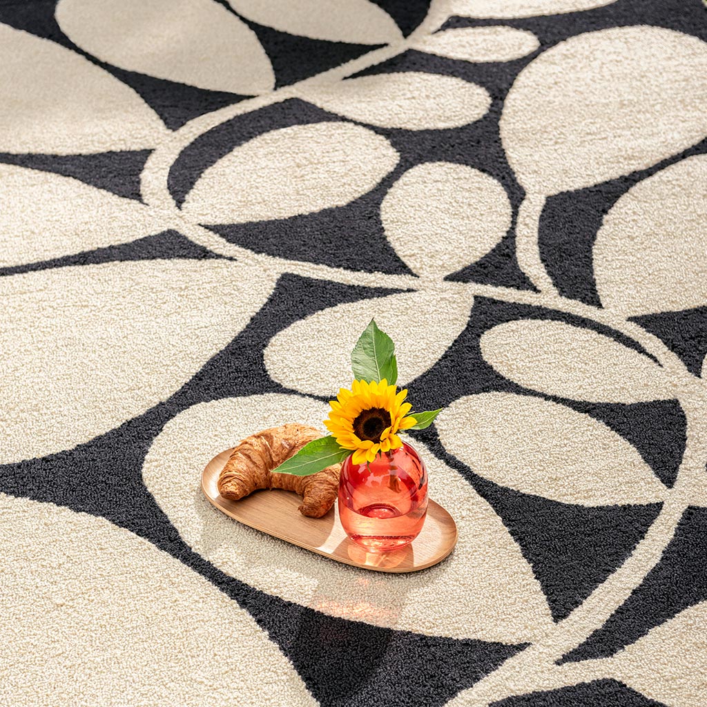 Black Outdoor Rug