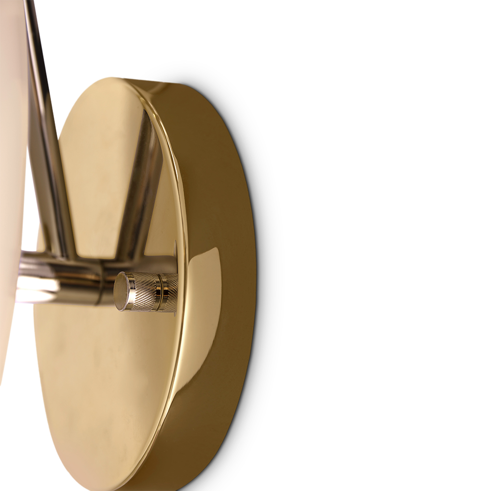 Basie Wall Lamp