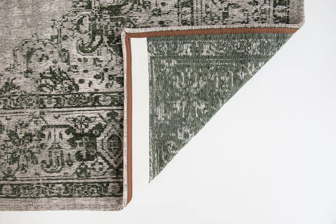  Green Border Premium Rug | Size: 4' 7