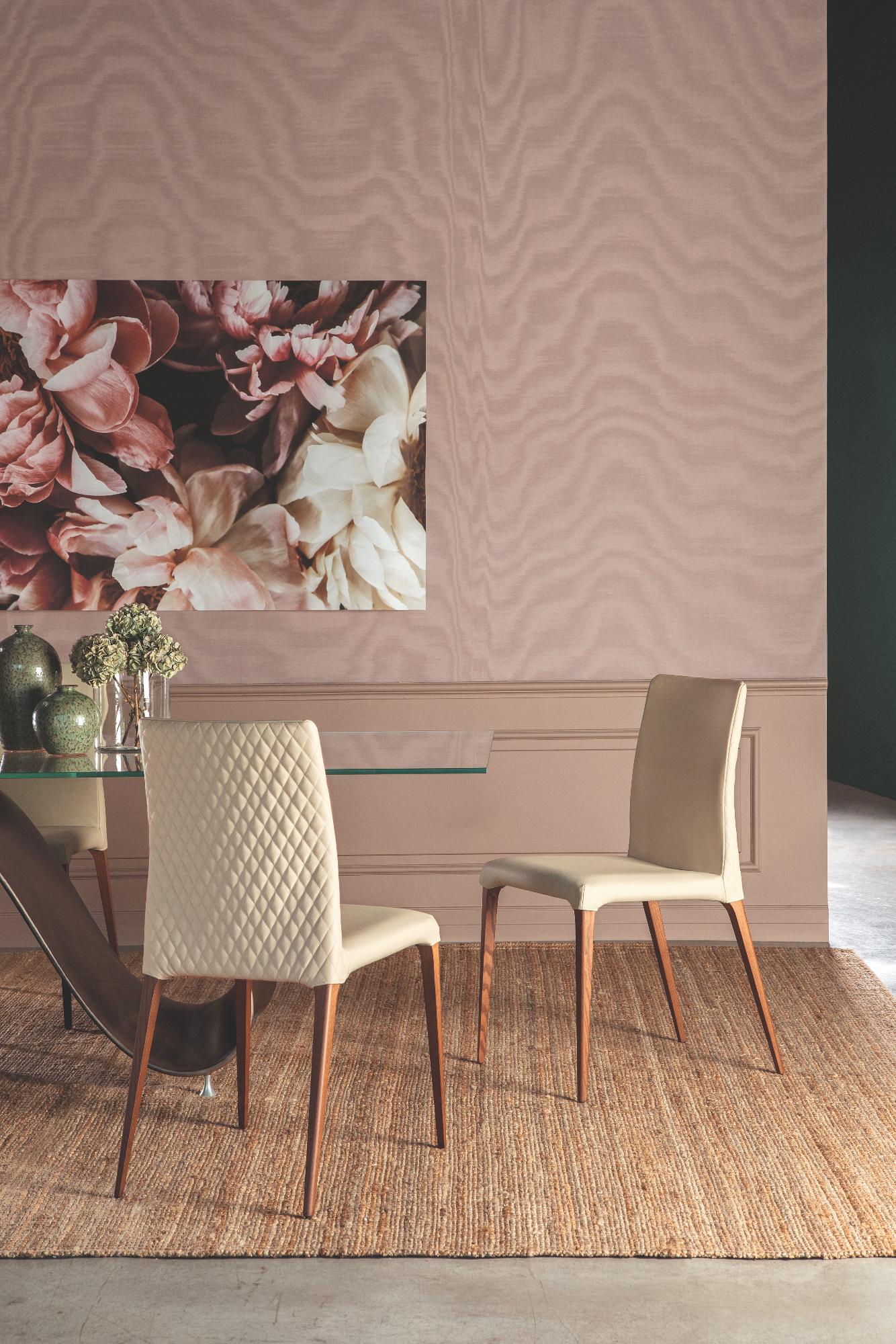 Aragona Chair