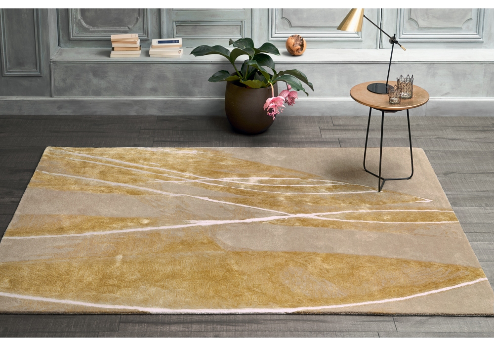 Flowing Wool / Viscose Hand-Tufted Abstract Rug