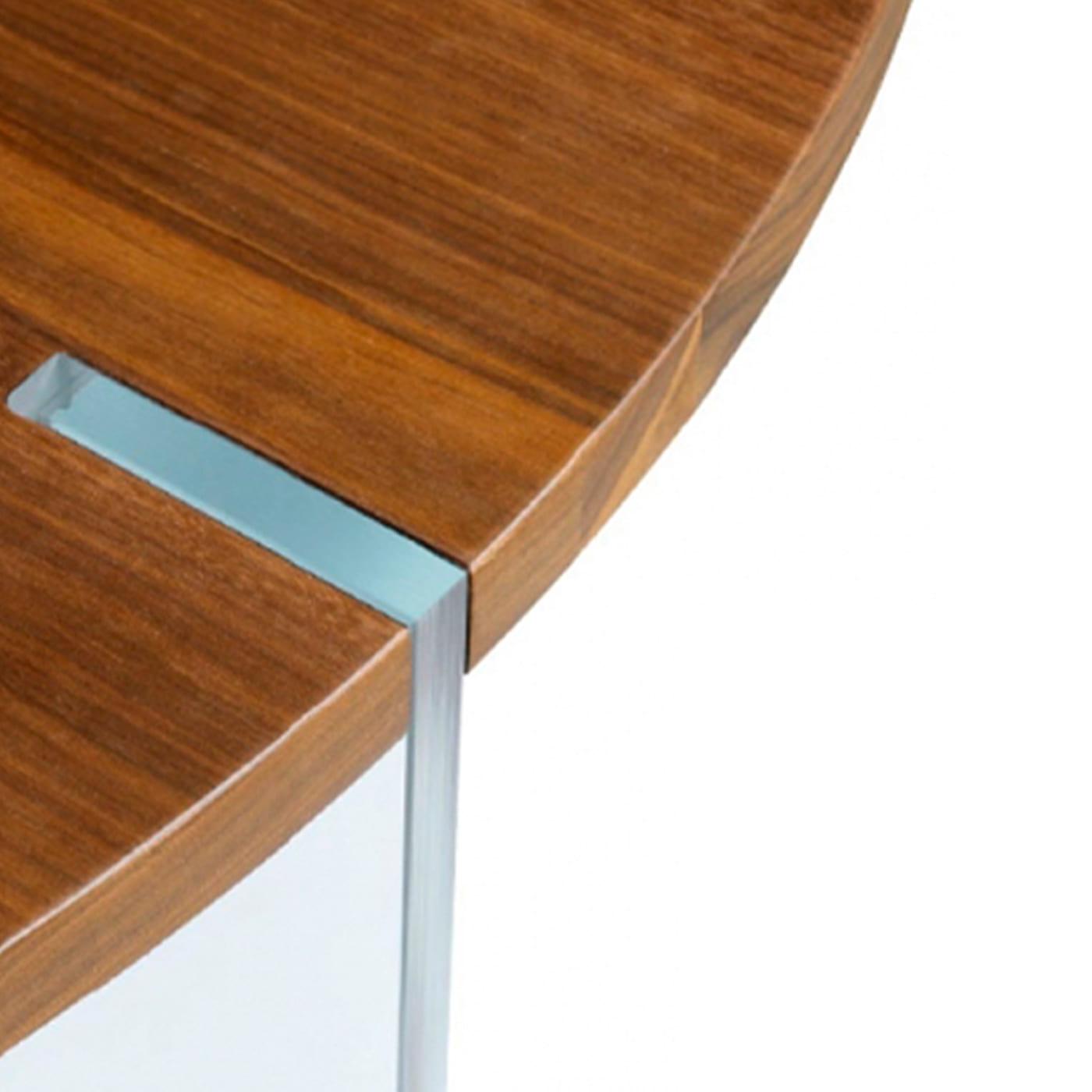 Sospeso Round Brown Table