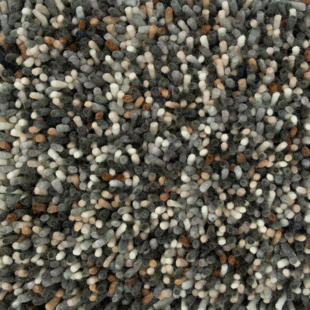 Grey Shag Felted Rug ☞ Size: 4' 7" x 6' 7" (140 x 200 cm)