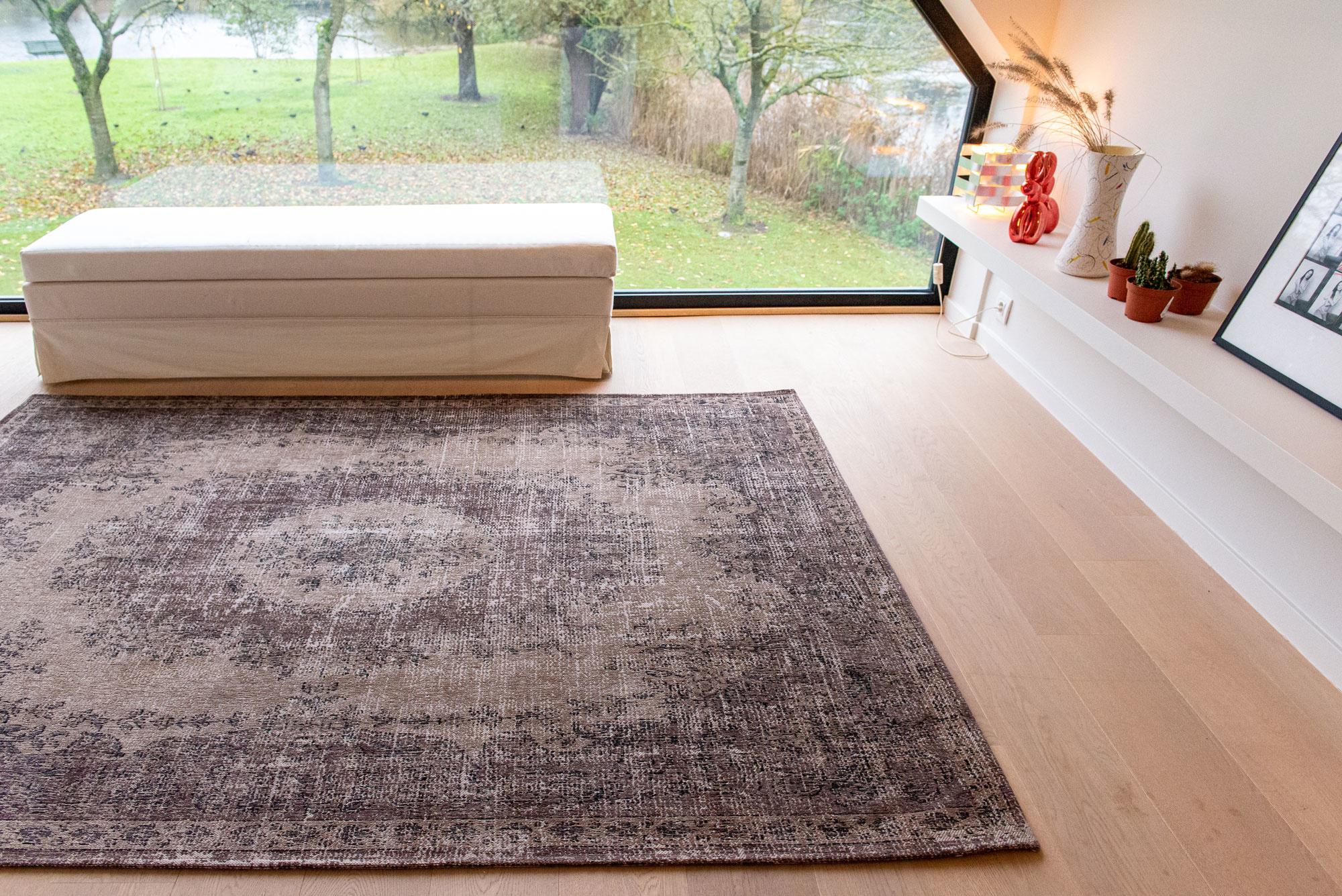Vintage Medallin Brown Rug