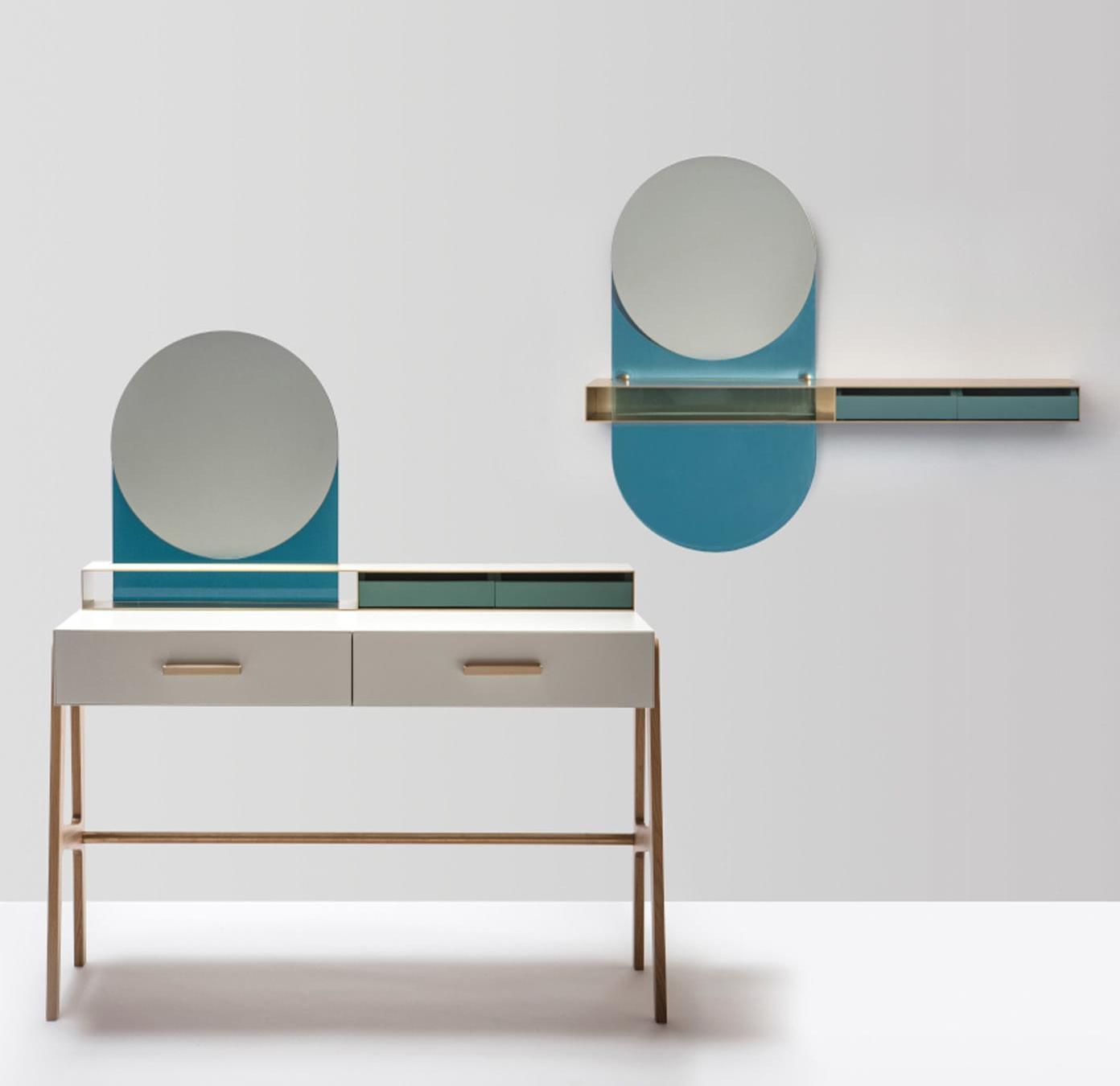 Refined Wall Mirror