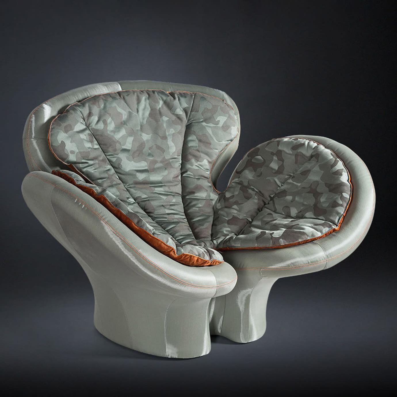 Pansé Sculptural Armchair