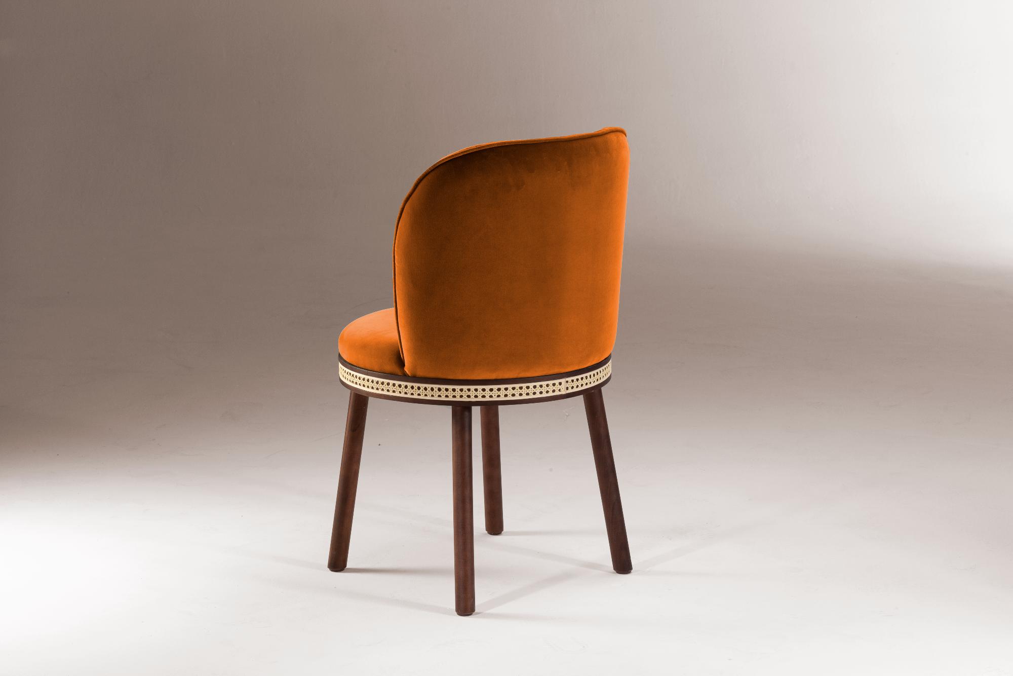 Alma Chair
