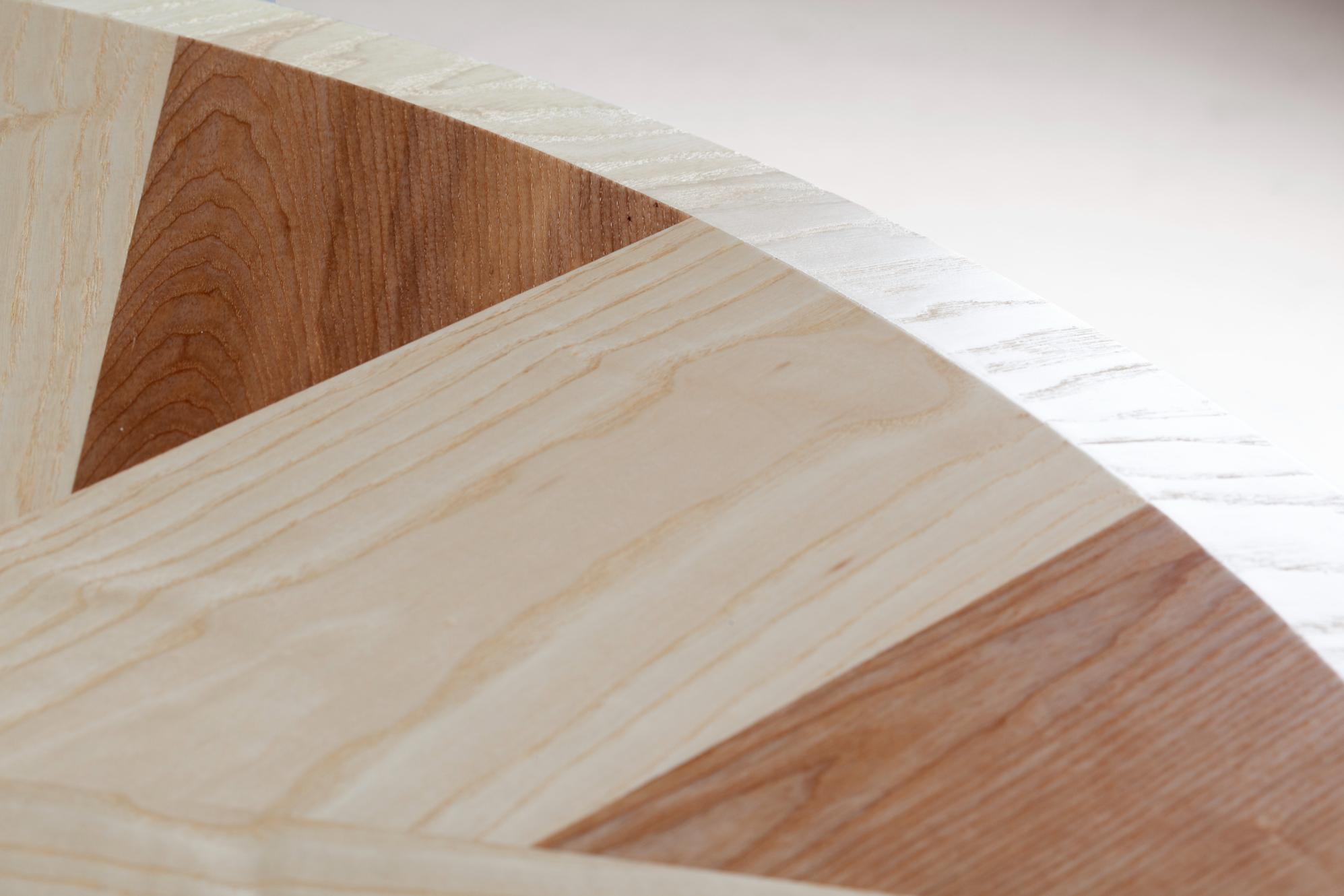 L'Anamour Dining Table