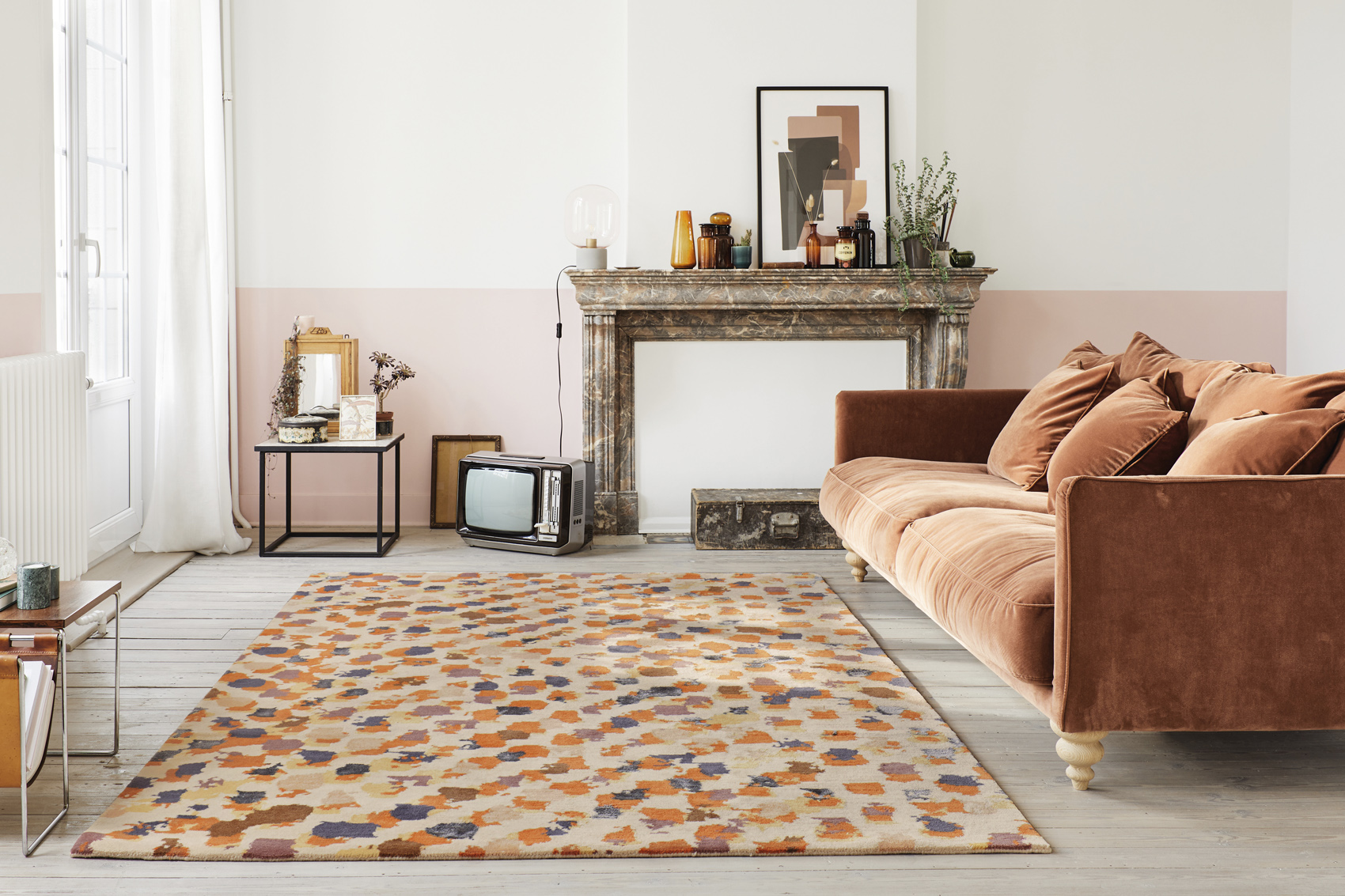 Dots Wool & Viscose Hand-Knotted Rug