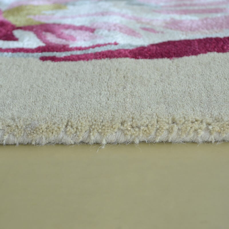 Hand-Tufted Floral Beige Rug