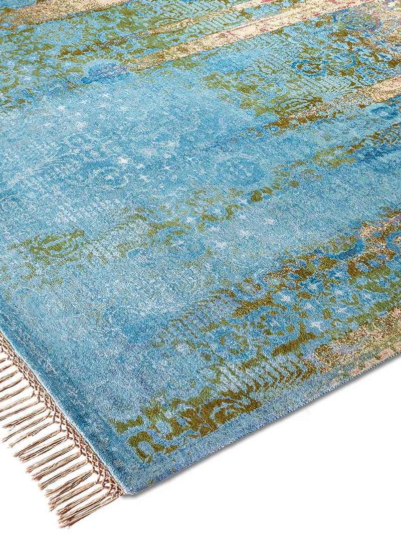 Woods Exquisite Handmade Rug