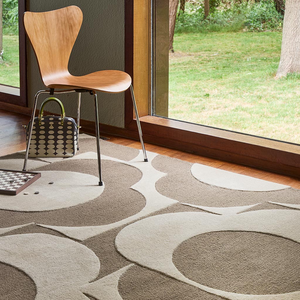 Flower Mushroom / Ecru Rug | Size: 6' 7