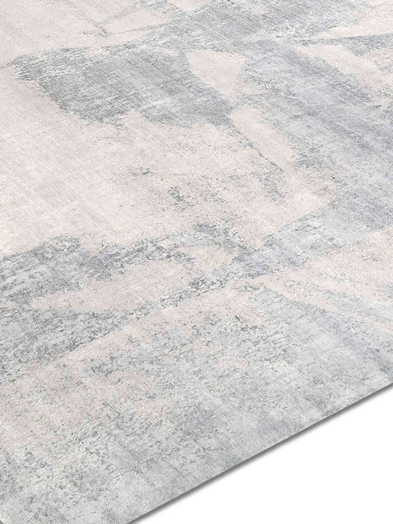 Grey / Beige Exquisite Handmade Rug