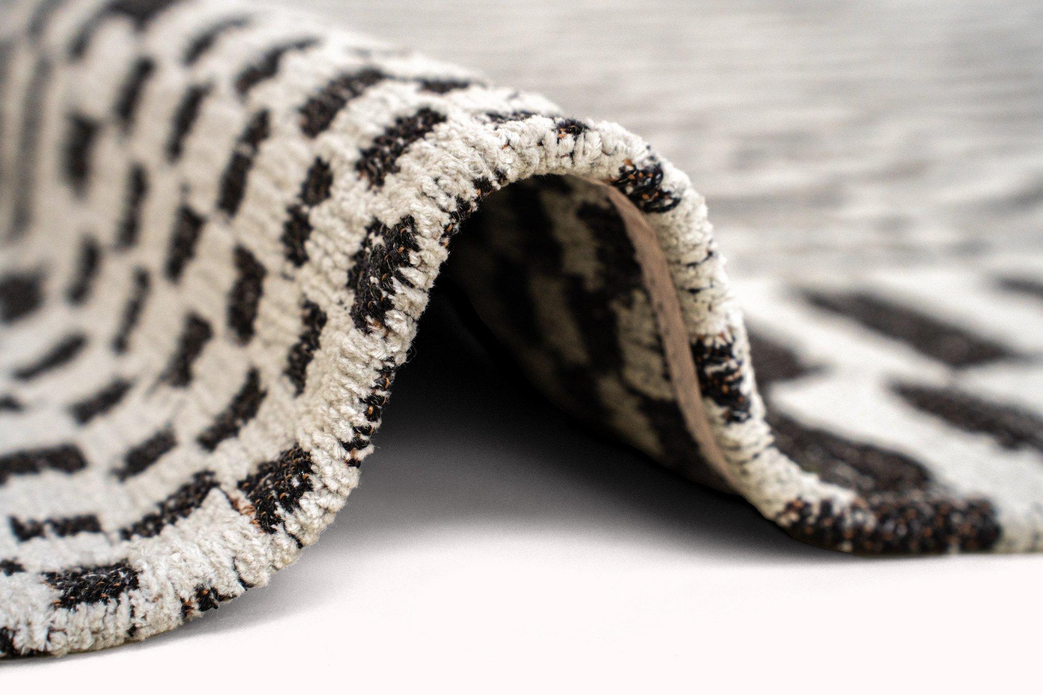 Caidal Round Rug