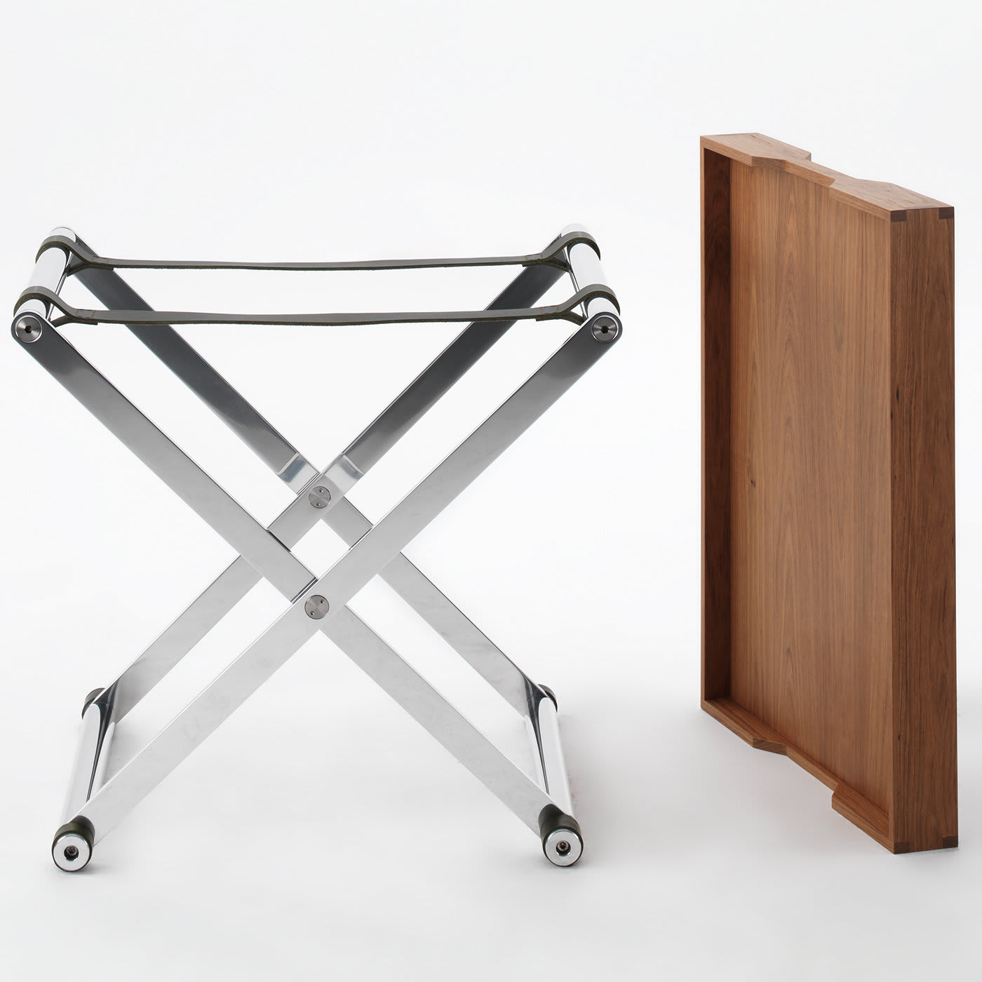 Luxe Foldable Table ☞ Material: Iroko Wood