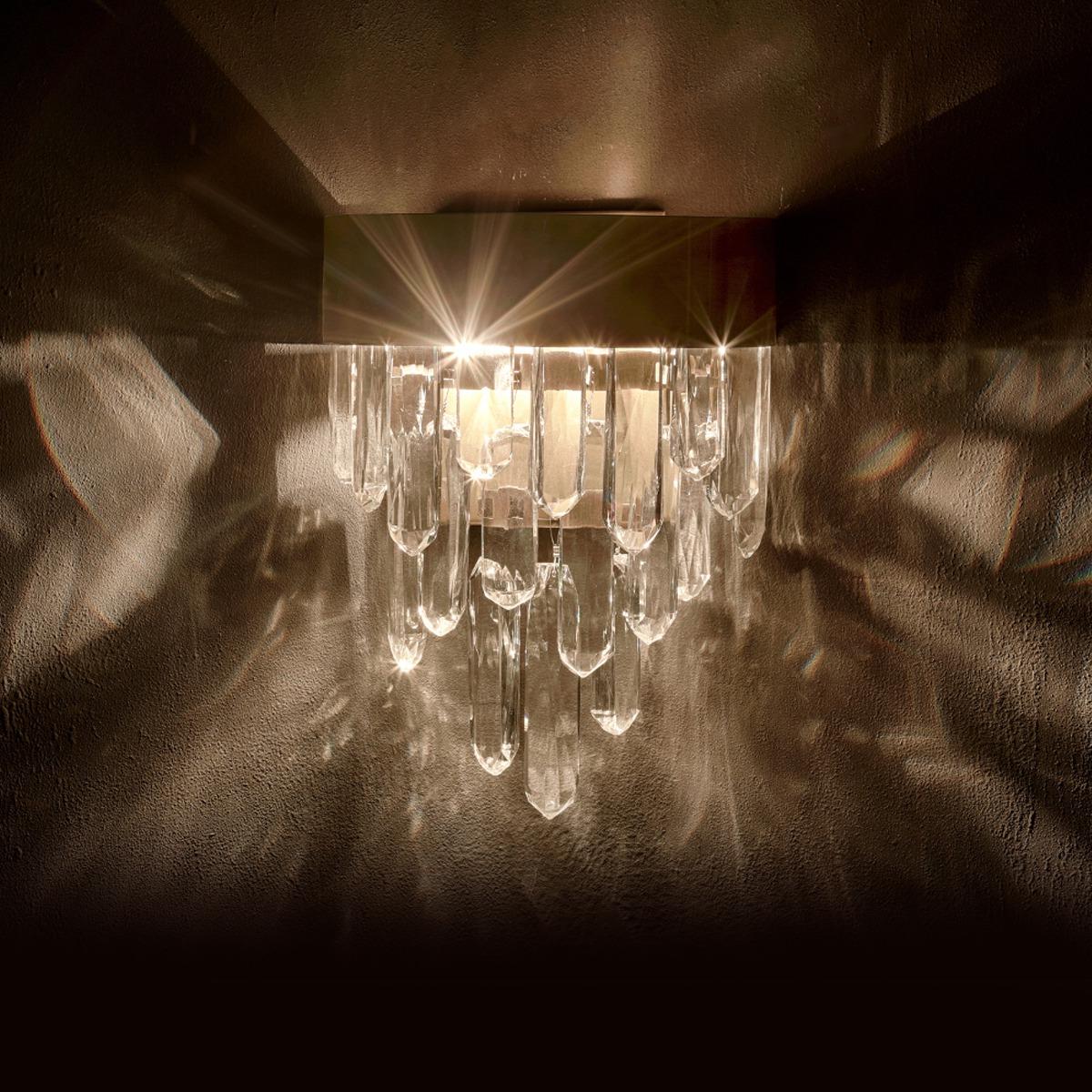 Brass Flow Wall Light
