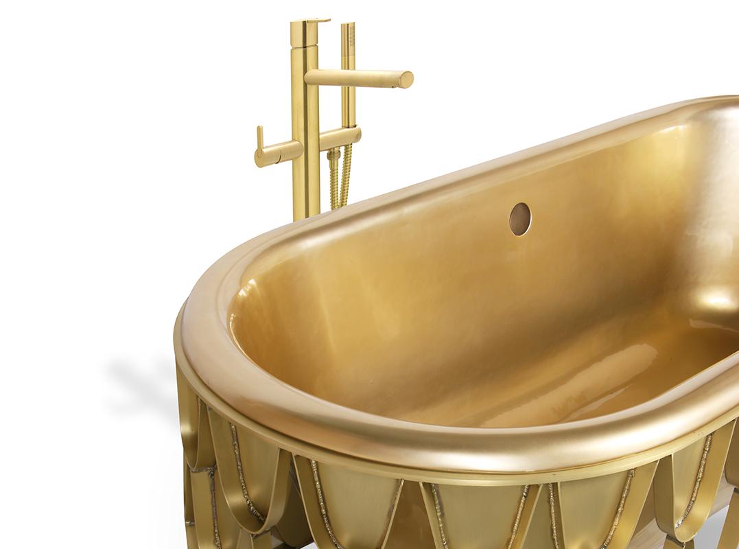 Carp-Inspired Bathtub