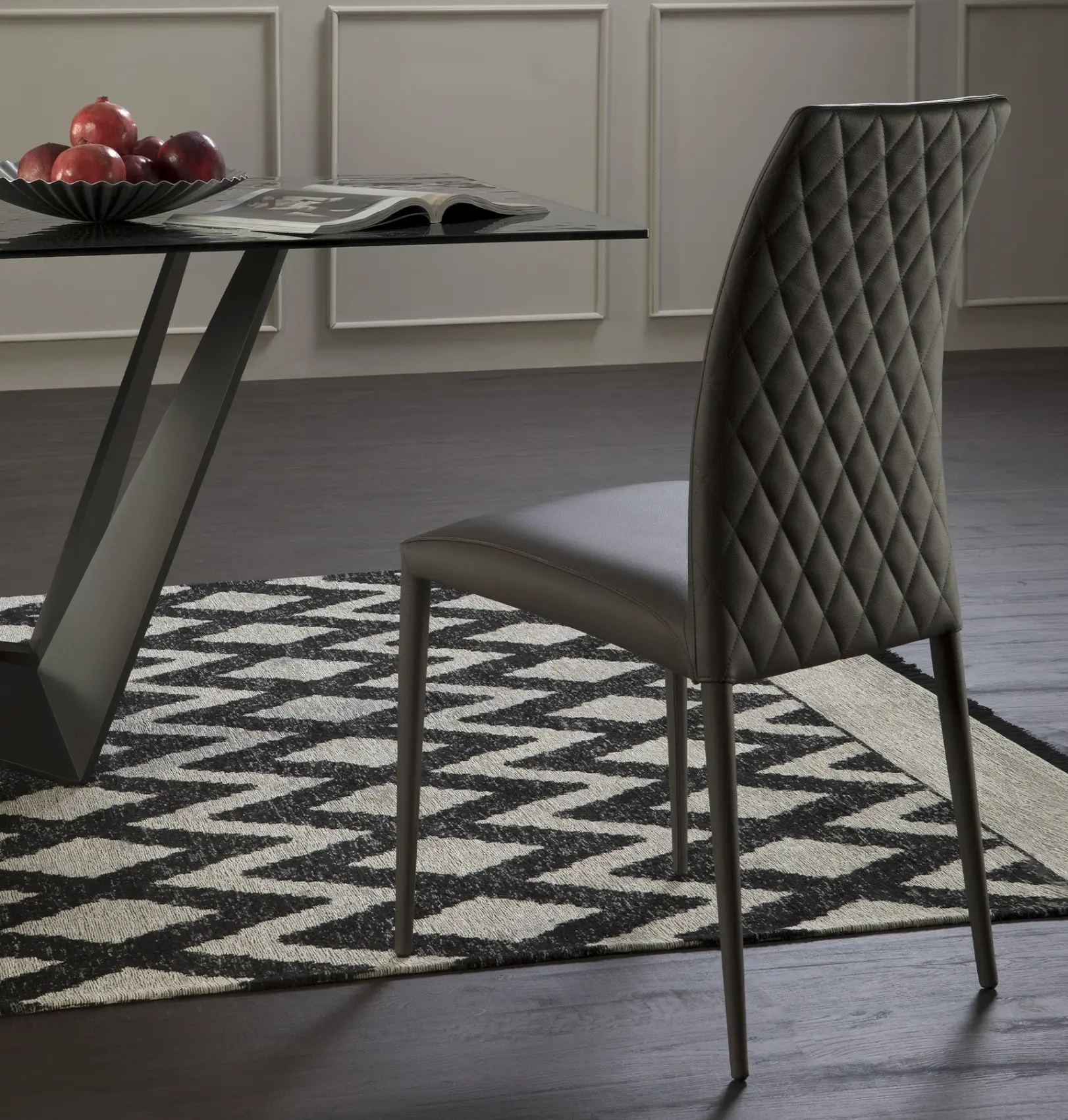 Charm Élite Chair