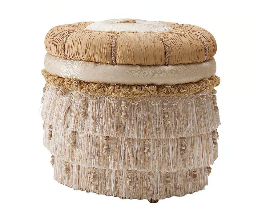 Royal Round Pouf