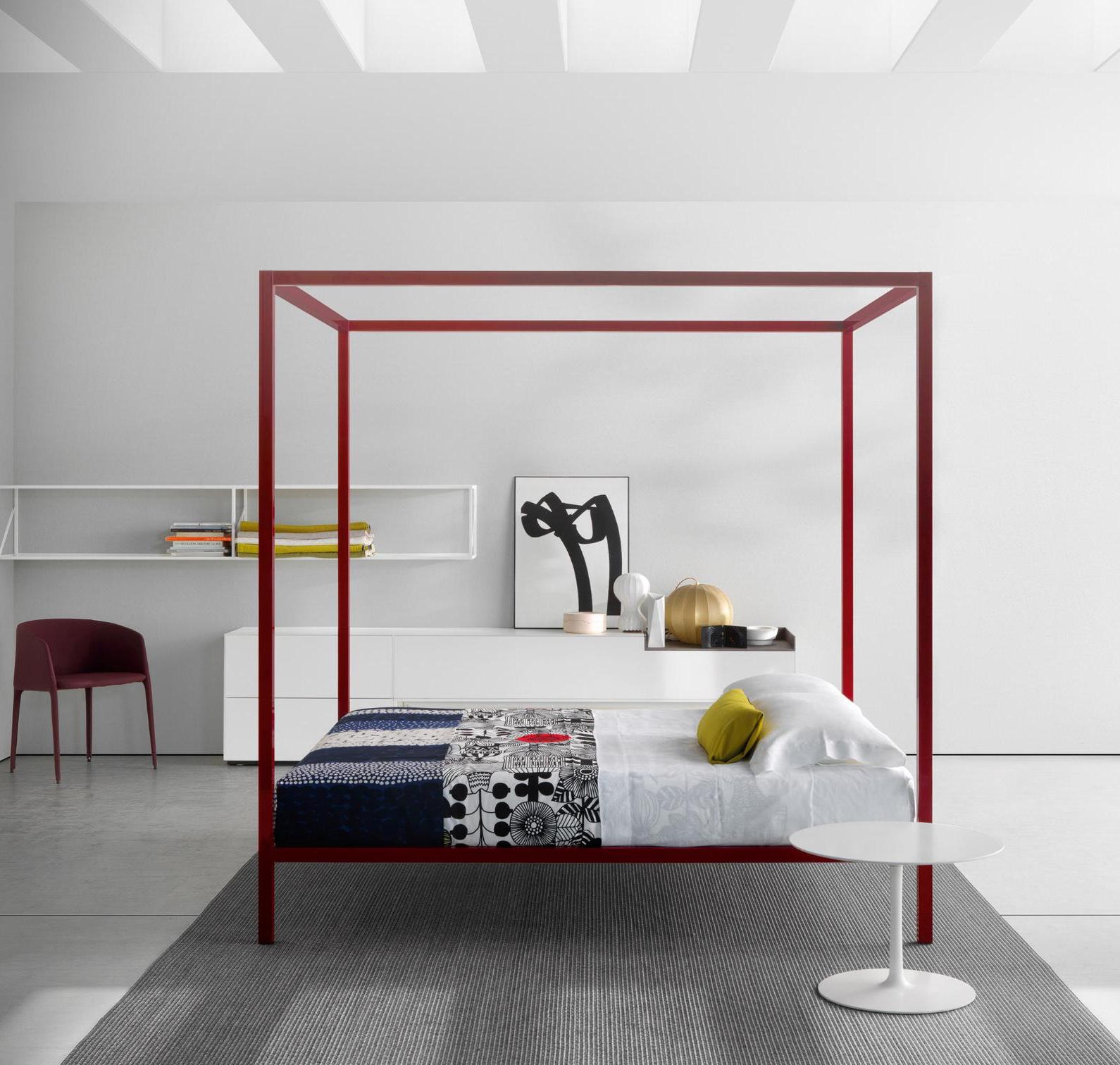 Luxurious Aluminium Canopy Bed Italian Style | Structure: Gloss Painted Black X061 | Dimensions: 170 x 210 cm