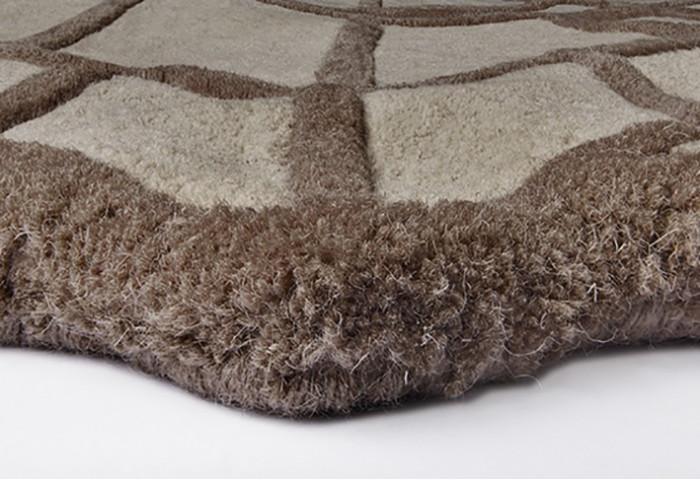 Round White Rug