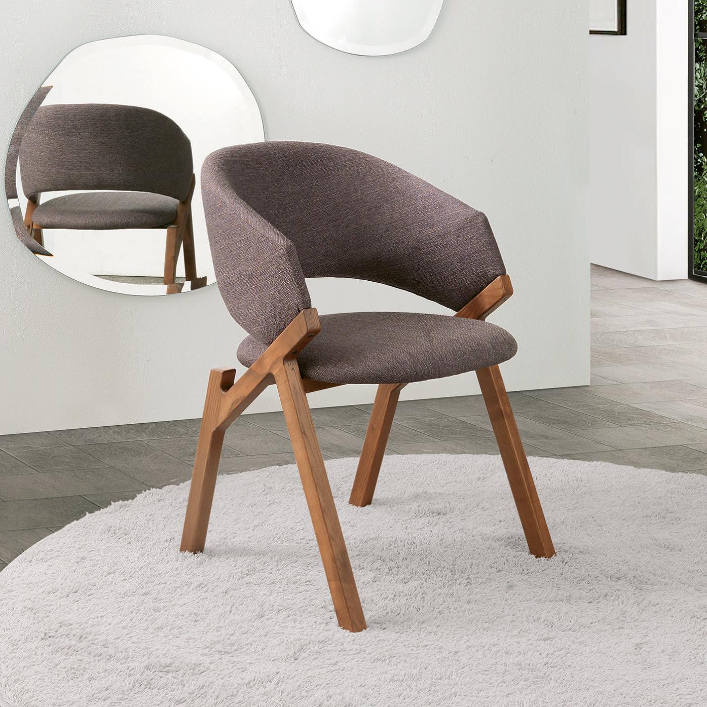Byron Chair