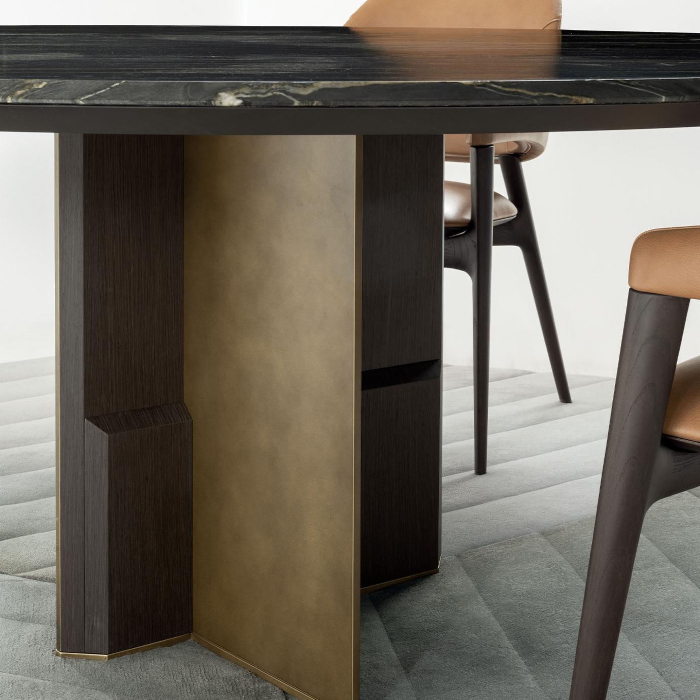 Kalos Round Marble Top Dining Table