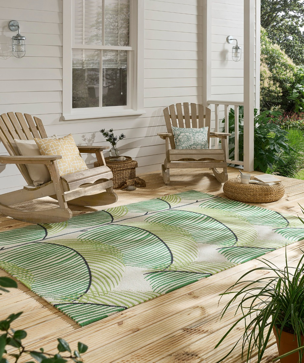 Leaf Green Hand-Tufted Outdoor Rug