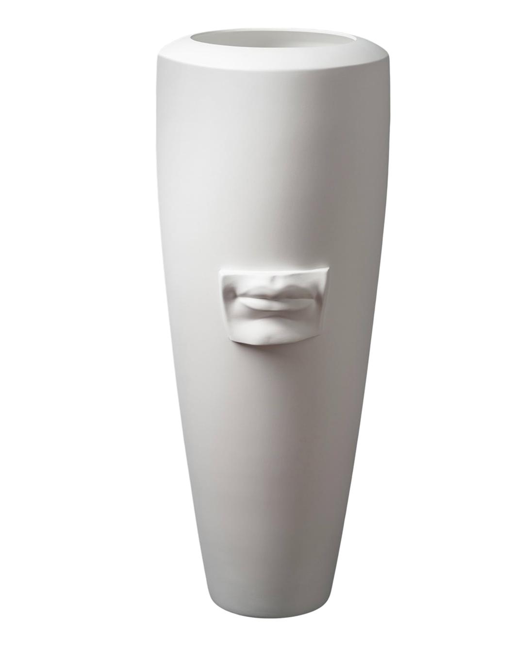 Obice David Mouth Vase