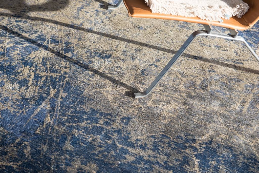 Abyss Blue Round Rug