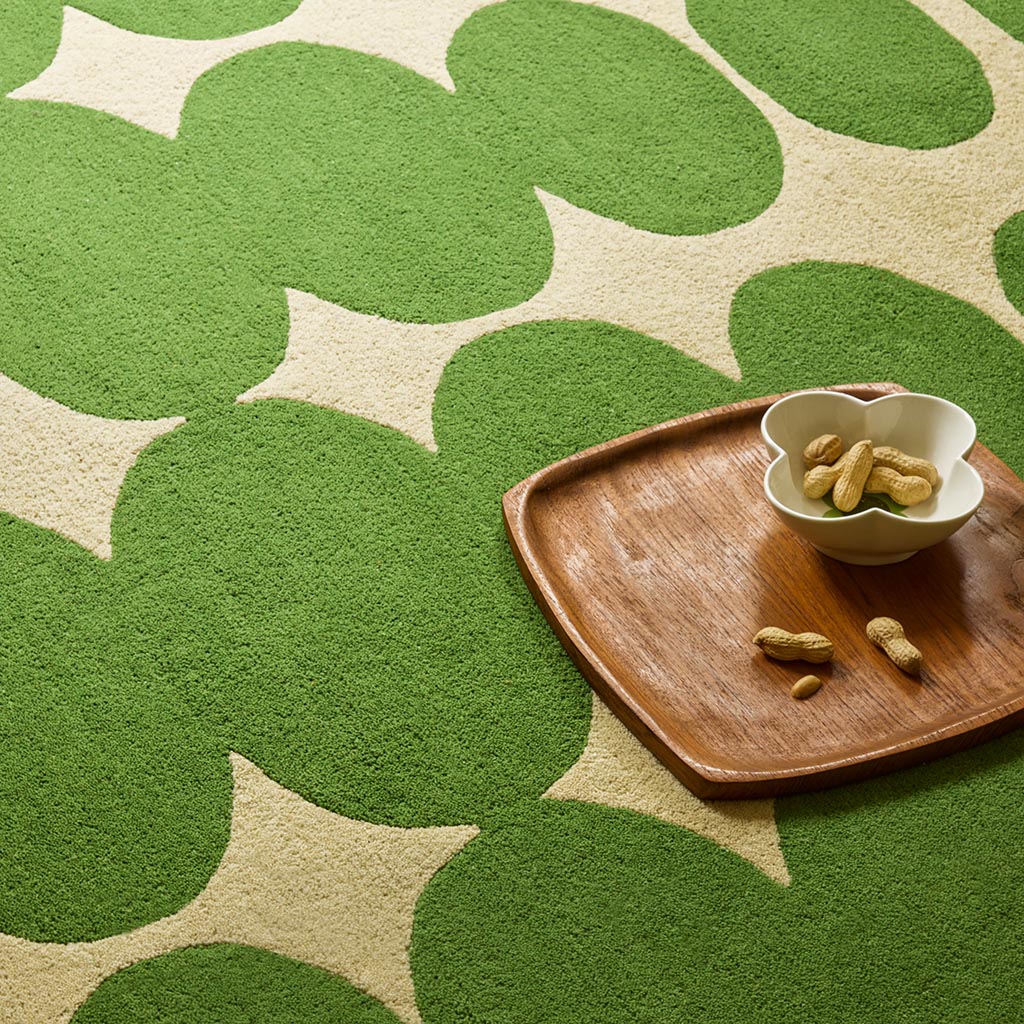 Optical Green / Cream Rug | Size: 8' 2