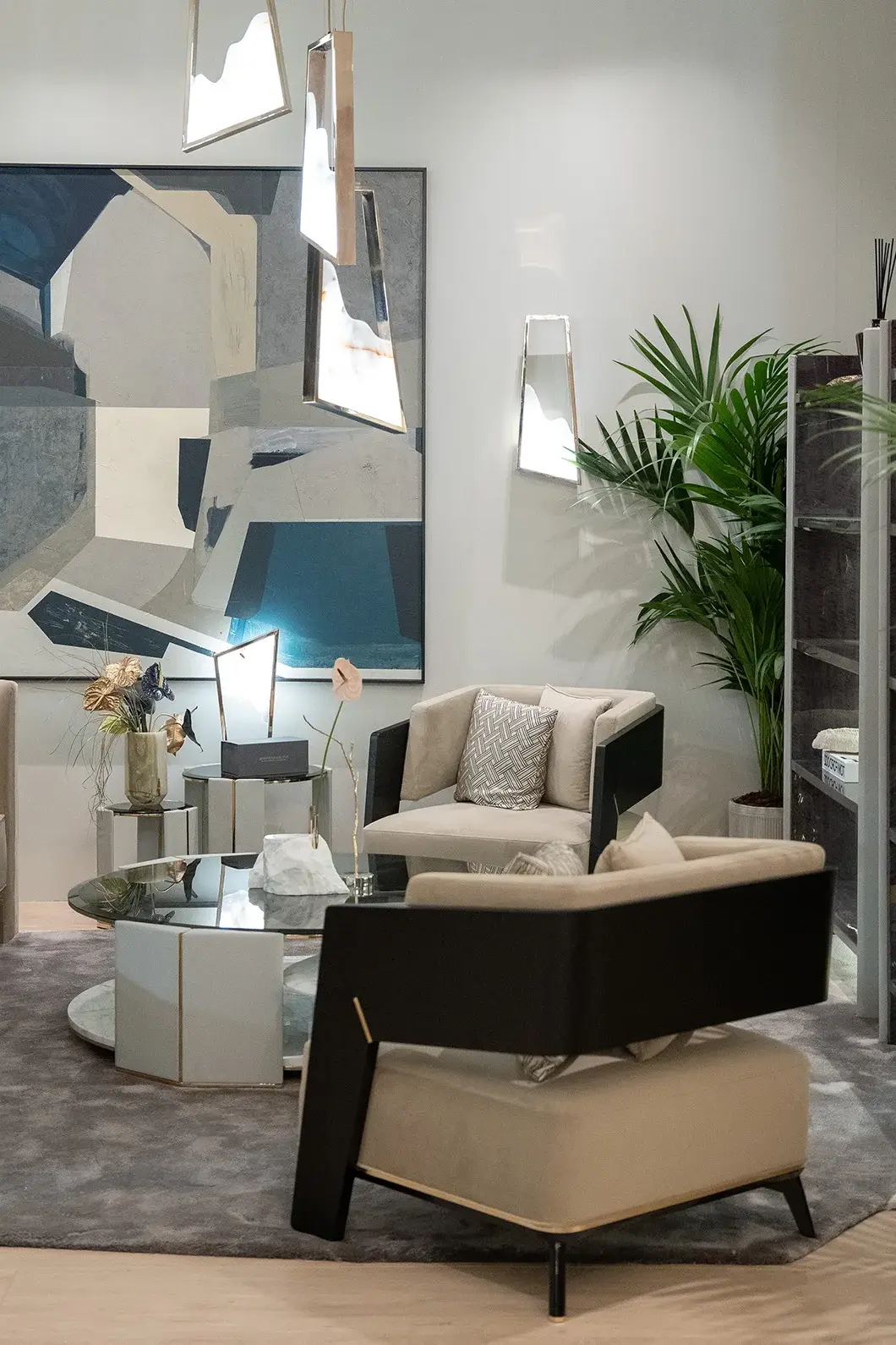 Crown Armchair - 8