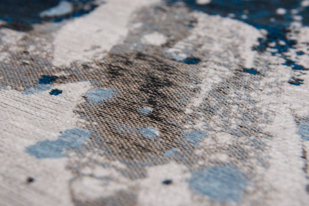 Jacquard Blue Waves Premium Rug | Size: 4' 7