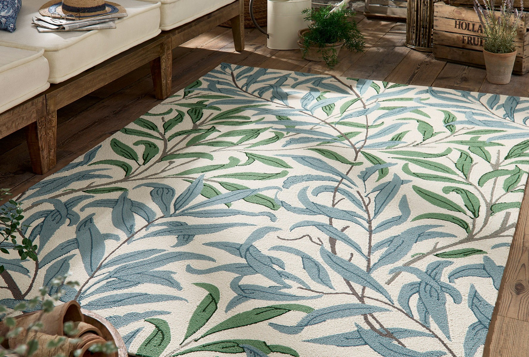 Outdoor Handtufted Green & Blue Rug