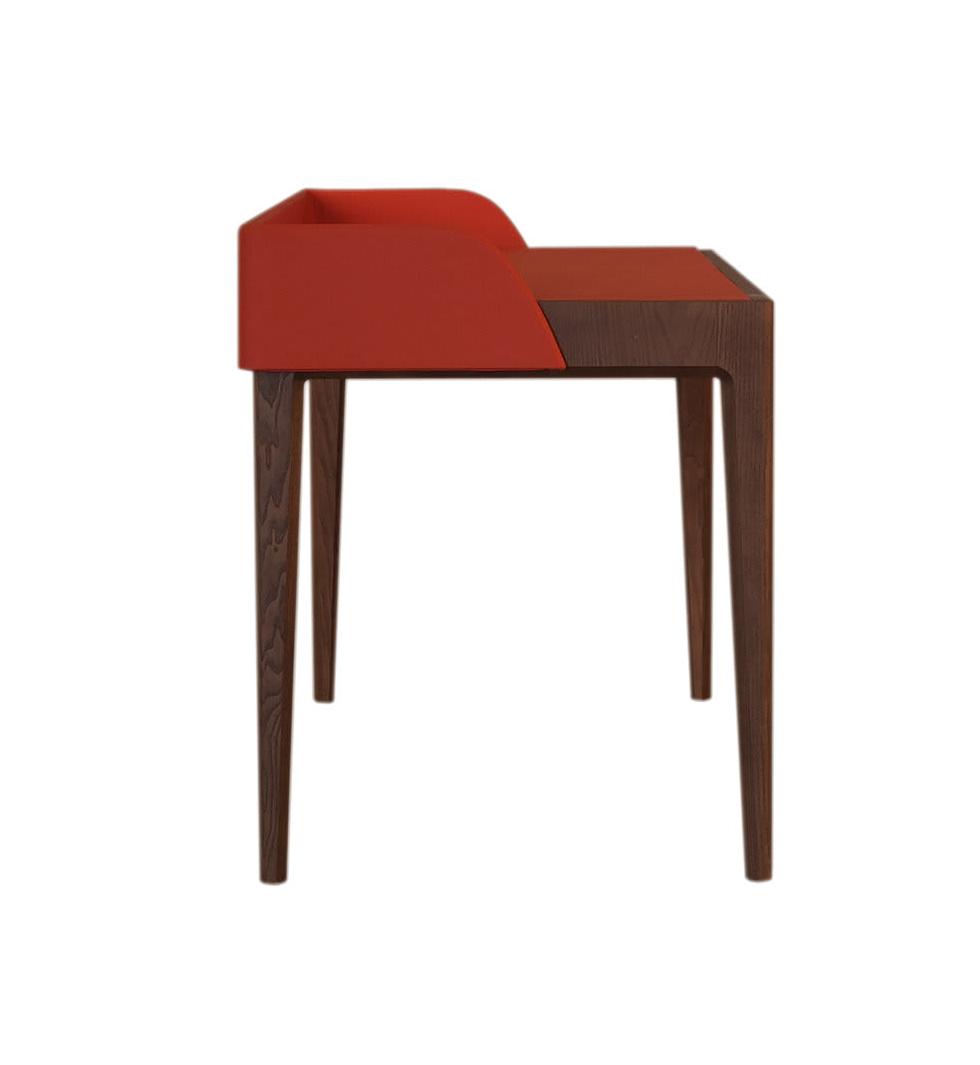 Bellagio Desk with Leather Upholstery