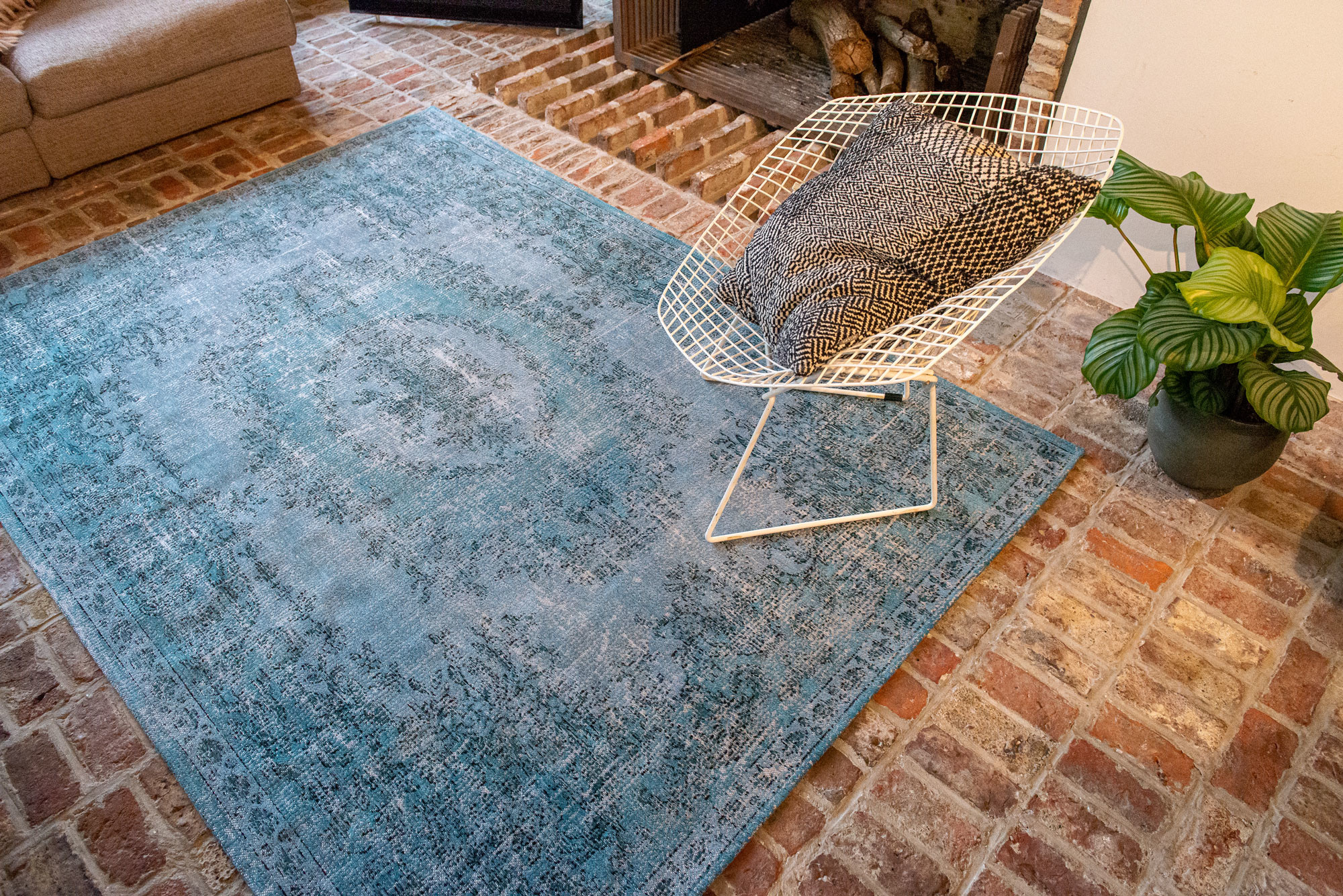 Vintage Medallin Blue Rug