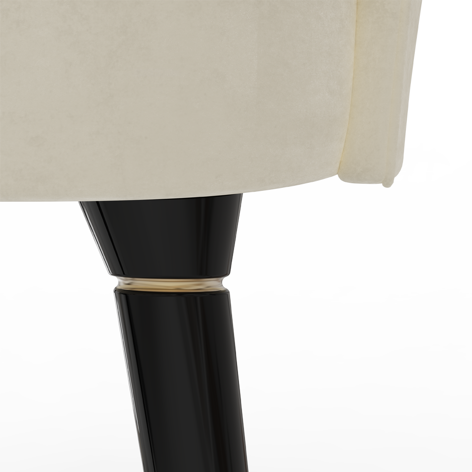 Colton Armrest Seat